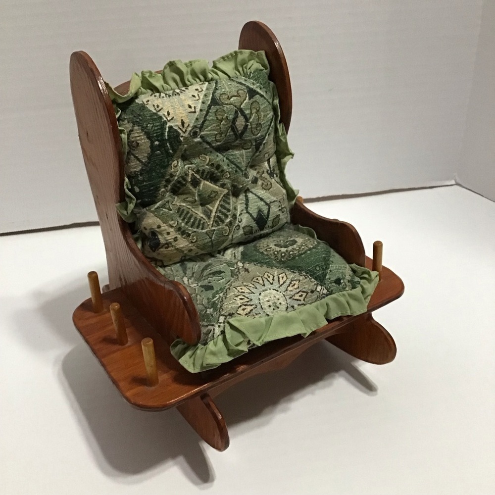 Wooden Rocking Chair Pin Cushion green With Thread Spool Holder Vintage